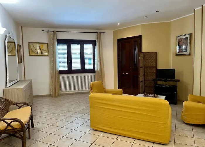 Tatil Evi Lupa Di Mare